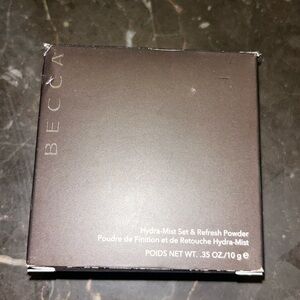 Becca hydra-mist set and refresh powder